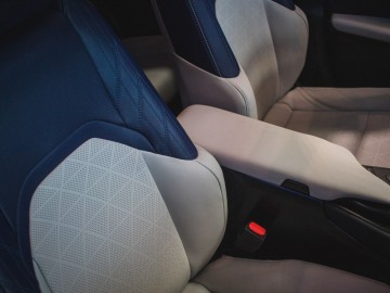 Lexus UX jest już w Polsce